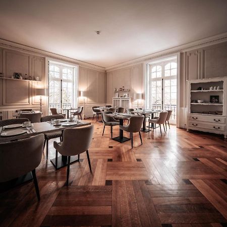 Hotel O Chateau Hayange エクステリア 写真