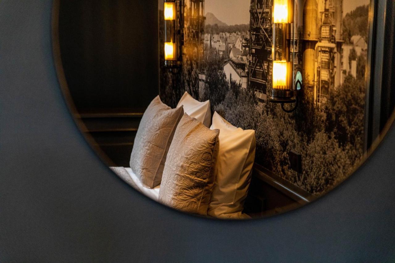 Hotel O Chateau Hayange エクステリア 写真