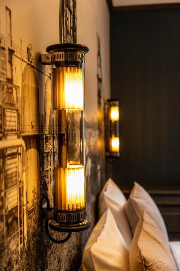 Hotel O Chateau Hayange エクステリア 写真