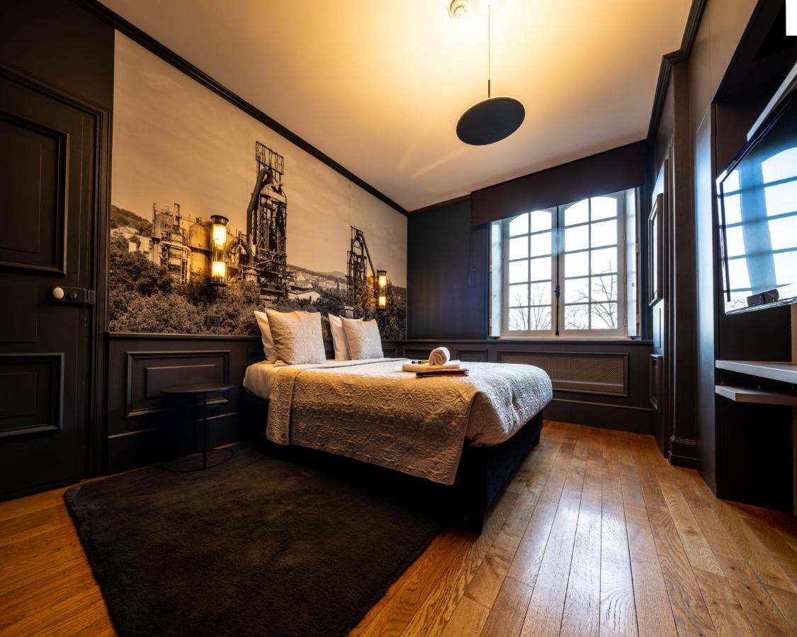 Hotel O Chateau Hayange エクステリア 写真