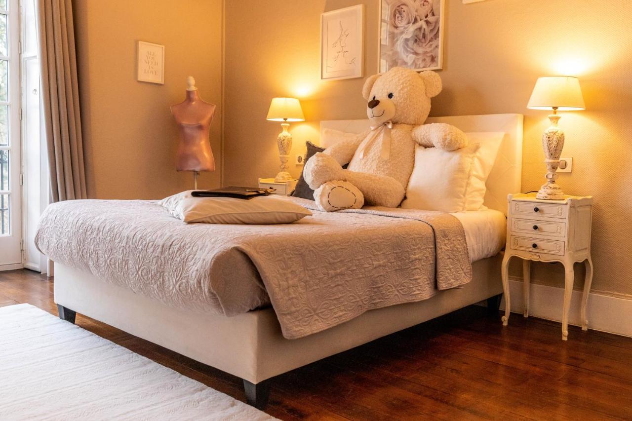 Hotel O Chateau Hayange エクステリア 写真