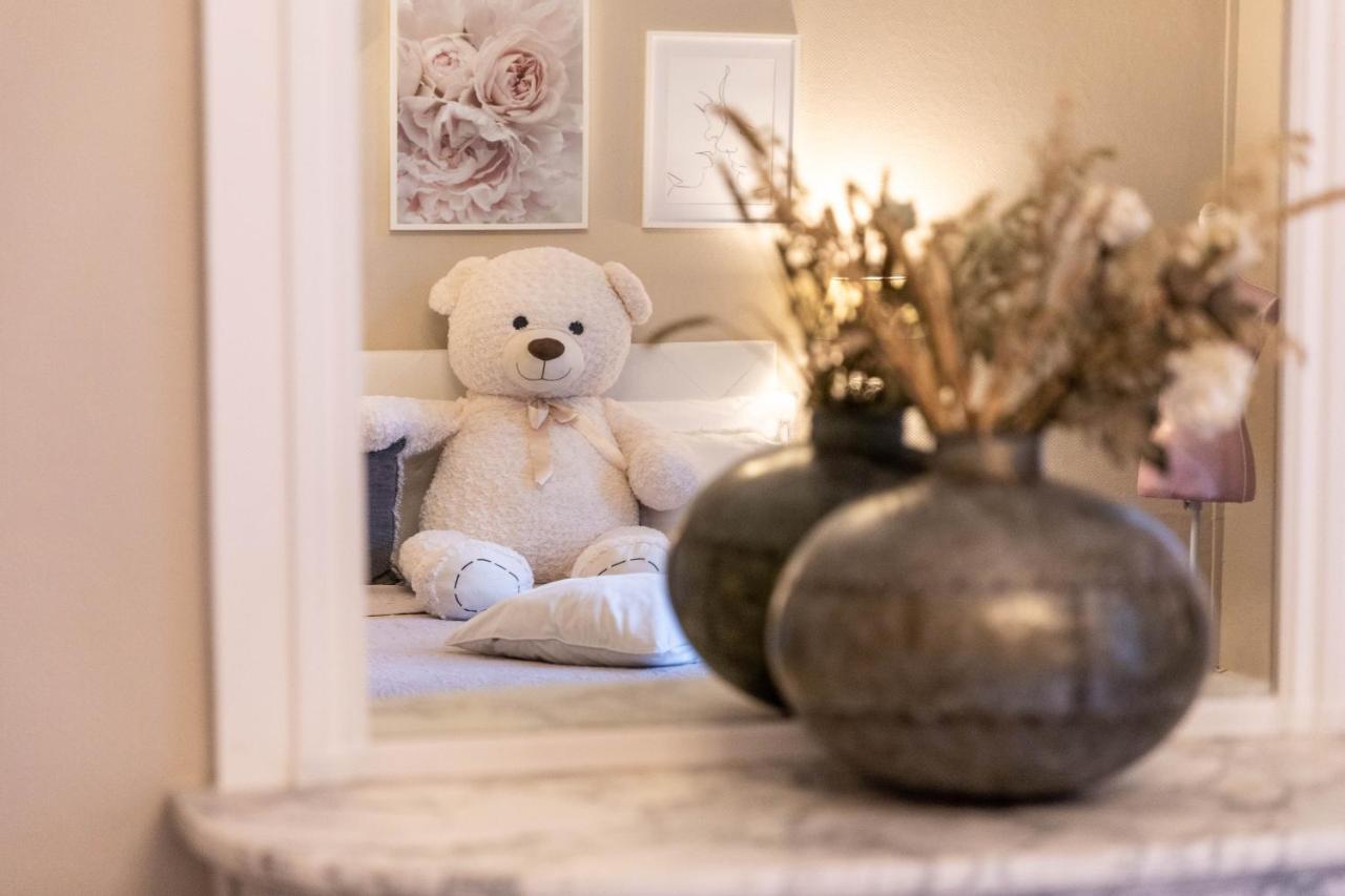 Hotel O Chateau Hayange エクステリア 写真