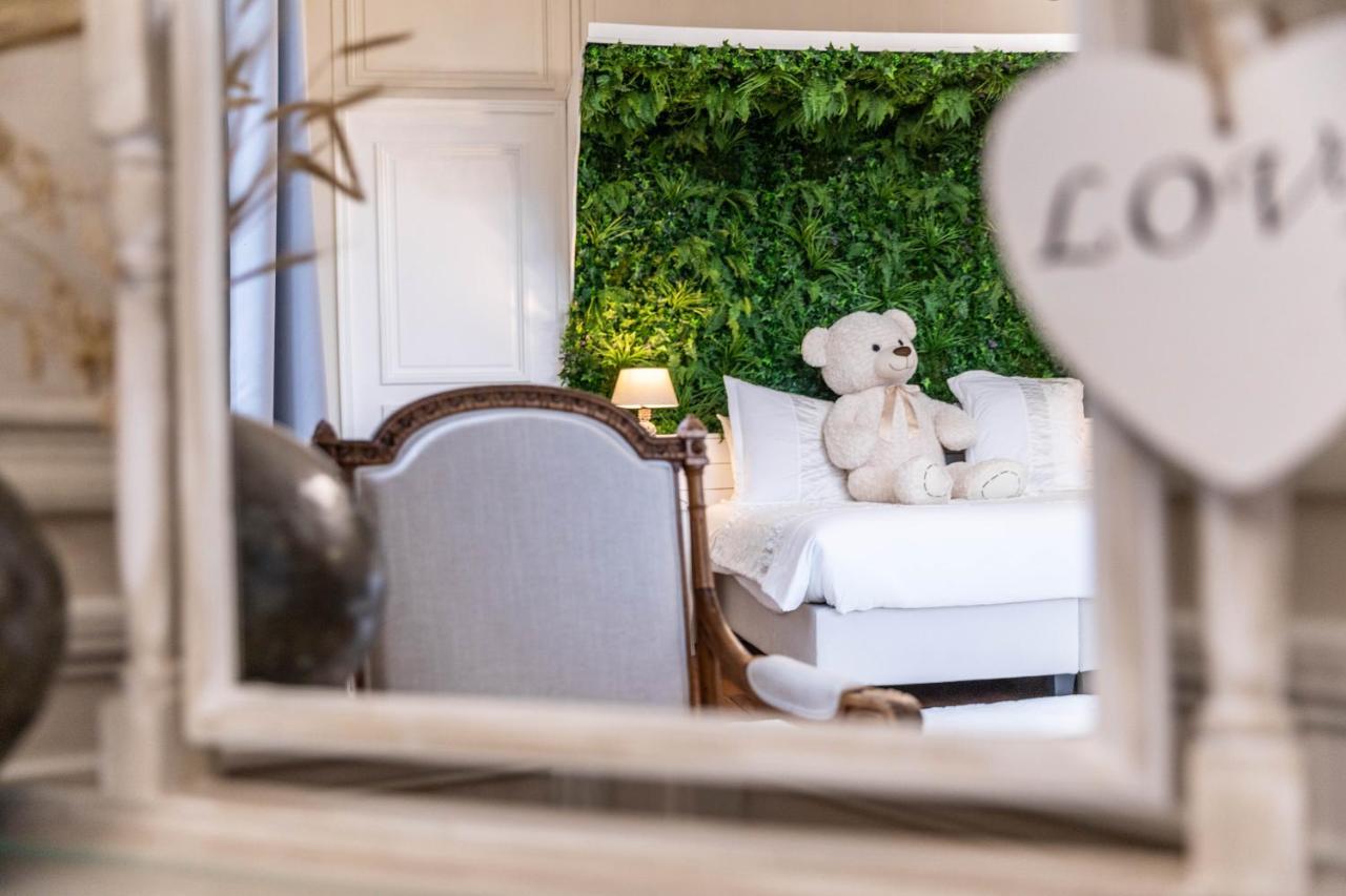 Hotel O Chateau Hayange エクステリア 写真