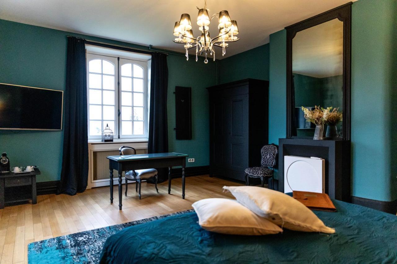 Hotel O Chateau Hayange エクステリア 写真
