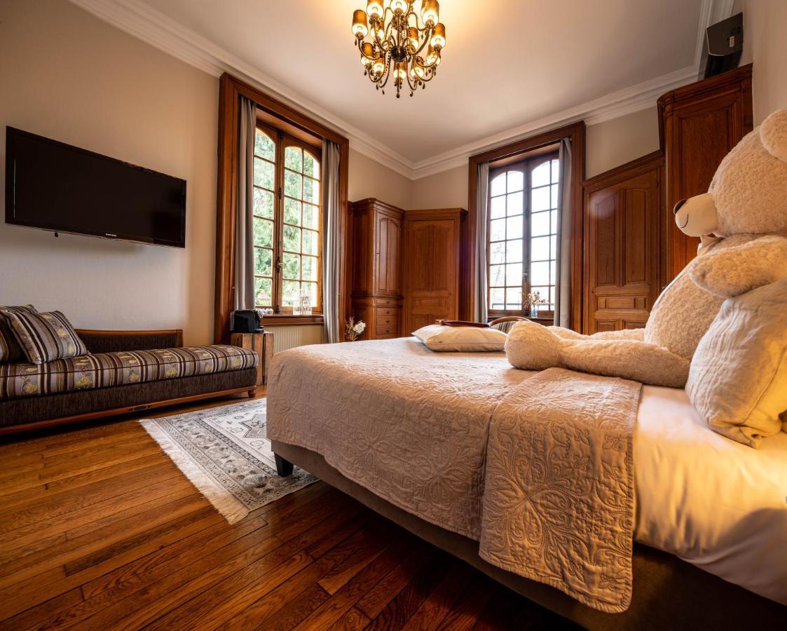 Hotel O Chateau Hayange エクステリア 写真