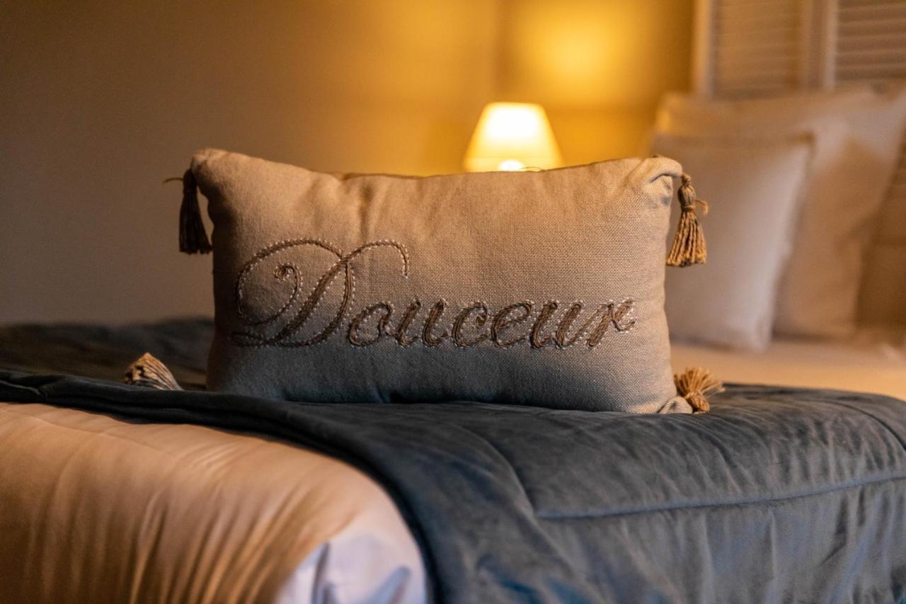 Hotel O Chateau Hayange エクステリア 写真